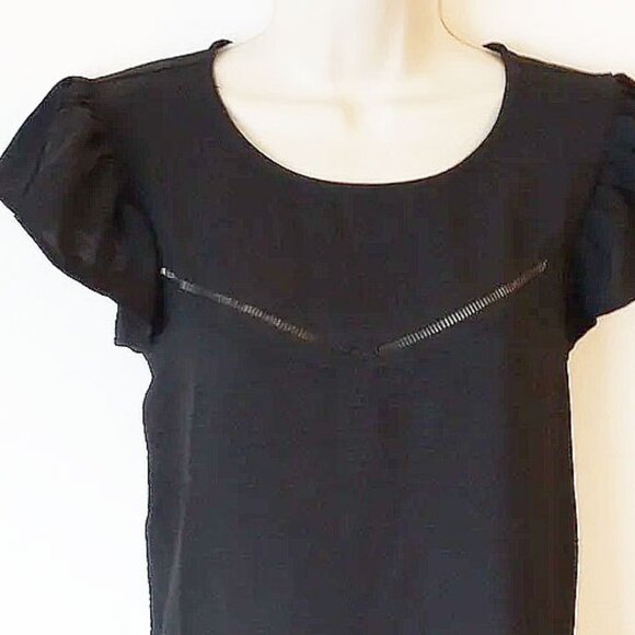 Mine Petal Sleeve Peekaboo Crepe Blouse L Black - Picture 2 of 5